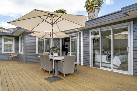 Photo of property in 1 The Fairway, Whakatane, 3120