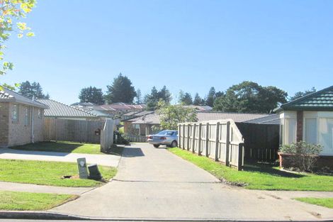 Photo of property in 54 Castlefinn Drive, Weymouth, Auckland, 2103