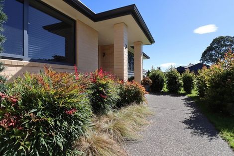 Photo of property in 3 Hereford Drive, Carterton, 5713