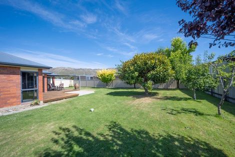 Photo of property in 60 Newcastle Street, Clyde, 9330