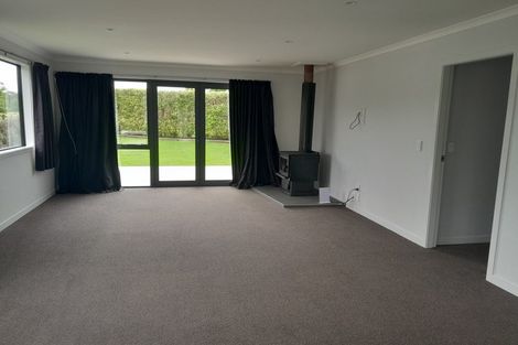 Photo of property in 213 Muhunoa Road East, Ohau, Levin, 5570