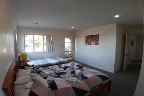 Photo of property in 22 Anaheim Boulevard, Shamrock Park, Auckland, 2016