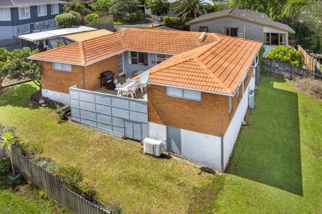 Photo of property in 19c Te Anau Place, Pakuranga Heights, Auckland, 2010