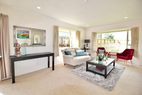 Photo of property in 23 Robin Brooke Drive, Flat Bush, Auckland, 2019