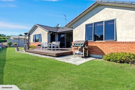 Photo of property in 13 Bayview Drive, Waiuku, 2123
