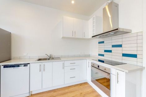 Photo of property in 18 Waipapa Terrace, Hataitai, Wellington, 6021