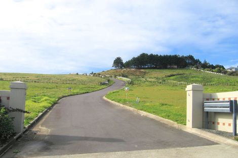 Photo of property in 18 Kinmont Rise, East Tamaki Heights, Auckland, 2016