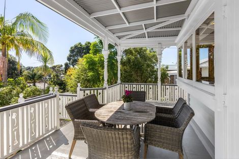 Photo of property in 1/36 Maritime Terrace, Birkenhead, Auckland, 0626