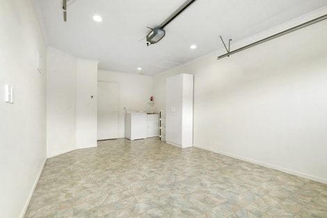 Photo of property in Redwood Village, 67/42 Main Road, Tawa, Wellington, 5028