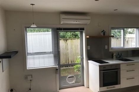 Photo of property in 1/72l Kitchener Road, Milford, Auckland, 0620