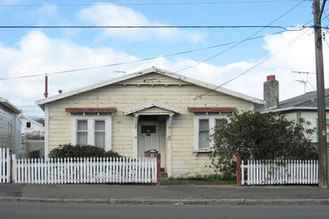 Photo of property in 89 Ross Street, Lyall Bay, Wellington, 6022