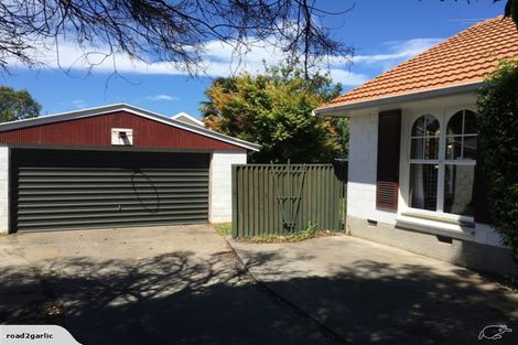 Photo of property in 252 Avonhead Road, Avonhead, Christchurch, 8042
