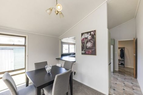 Photo of property in 6 Marybank Mews, Highbury, Palmerston North, 4412