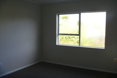 Photo of property in 1 Margan Place, Red Hill, Papakura, 2110