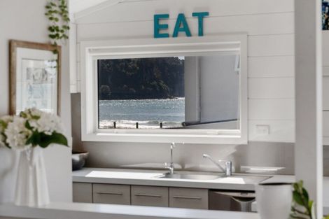 Photo of property in 115b Esplanade Drive, Whangamata, 3620