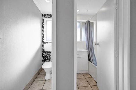 Photo of property in 35 Fantham Street, Hawera, 4610