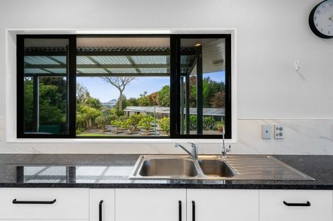 Photo of property in 14 Wade Place, Welcome Bay, Tauranga, 3175