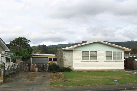 Photo of property in 25 Mountbatten Grove, Clouston Park, Upper Hutt, 5018
