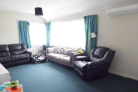 Photo of property in 70 Durham Crescent, Fairfield, Lower Hutt, 5011