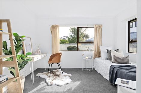 Photo of property in 17 Houhere Place, Pukete, Hamilton, 3200