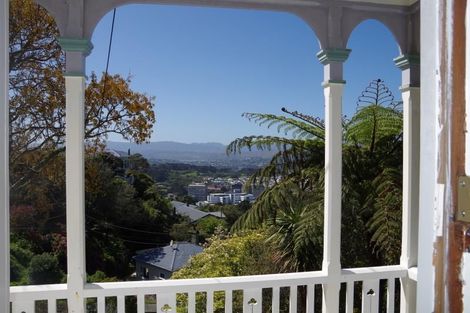 Photo of property in 35 Coolidge Street, Brooklyn, Wellington, 6021