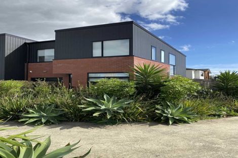 Photo of property in 1 Te Aute Road, Karaka, Papakura, 2113