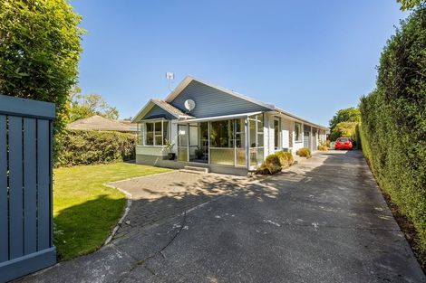 Photo of property in 1/149 Wairakei Road, Bryndwr, Christchurch, 8053