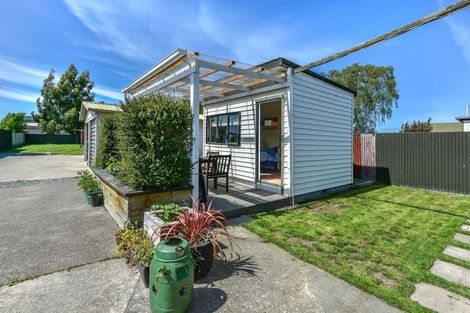 Photo of property in 42 Tyrone Street, Belfast, Christchurch, 8051