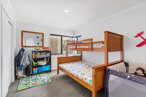 Photo of property in 31 Corinth Grove, Papamoa Beach, Papamoa, 3118