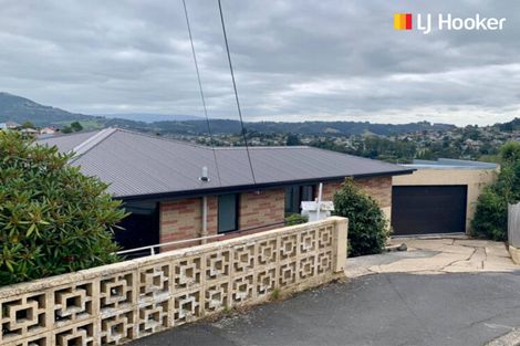 Photo of property in 32 Tomkins Street, Green Island, Dunedin, 9018