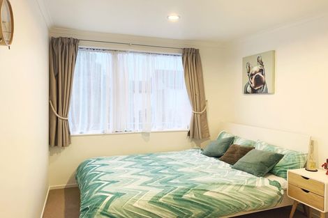 Photo of property in 49 The Track, Takanini, 2112