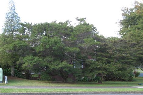 Photo of property in 1/106 Prince Regent Drive, Half Moon Bay, Auckland, 2012