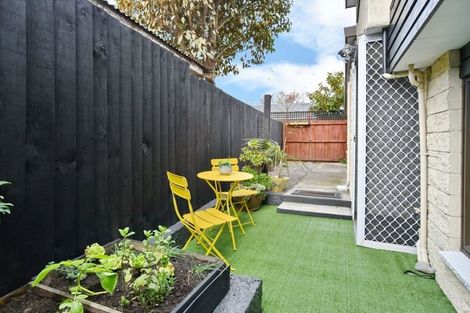 Photo of property in 52a Sevenoaks Drive, Bryndwr, Christchurch, 8053