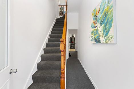 Photo of property in 80 Glenmore Street, Northland, Wellington, 6012