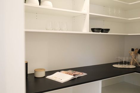 Photo of property in 4 Samuel Place, Terrace End, Palmerston North, 4410