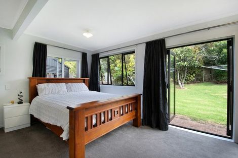 Photo of property in 91 Victory Road, Laingholm, Auckland, 0604