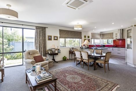 Photo of property in 25 Jade Lane, Paraparaumu, 5032