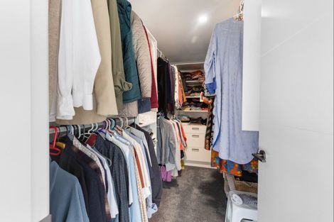 Photo of property in 230 Valley Views, Fitzherbert, Palmerston North, 4472