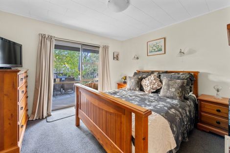 Photo of property in 34 James Cook Street, Havelock North, 4130