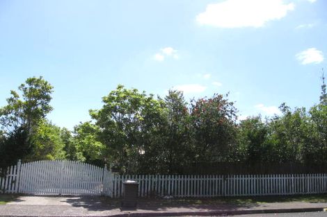 Photo of property in 31 Stott Avenue, Birkdale, Auckland, 0626