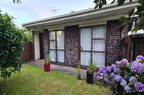 Photo of property in 1/61 Butley Drive, Farm Cove, Auckland, 2012