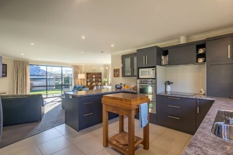 Photo of property in 35 Old Station Avenue, Wanaka, 9305