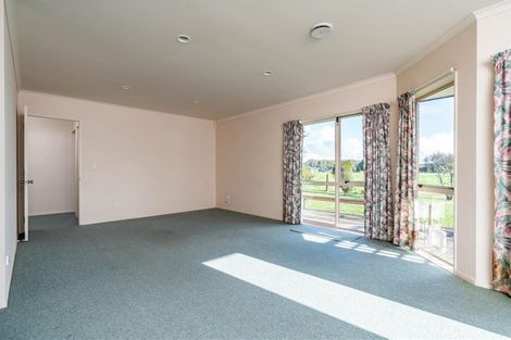 Photo of property in 14 South Road, Waipu, 0510