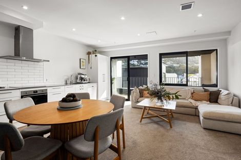 Photo of property in 210/2 Onepu Road, Kilbirnie, Wellington, 6022