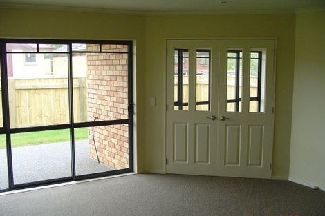 Photo of property in 4 Cascade Way, Paraparaumu, 5032