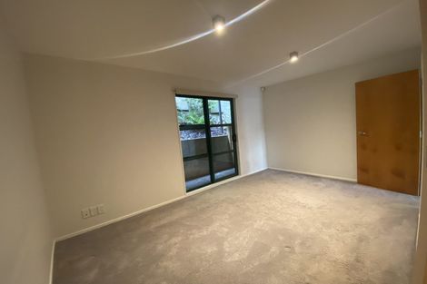 Photo of property in 50b Hawker Street, Mount Victoria, Wellington, 6011