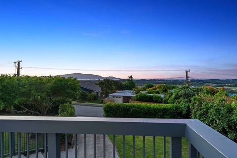 Photo of property in 27 Kotare Street, Waikanae, 5036