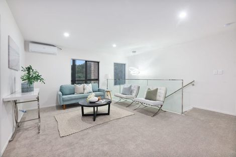 Photo of property in 292 Birdwood Road, Massey, Auckland, 0614