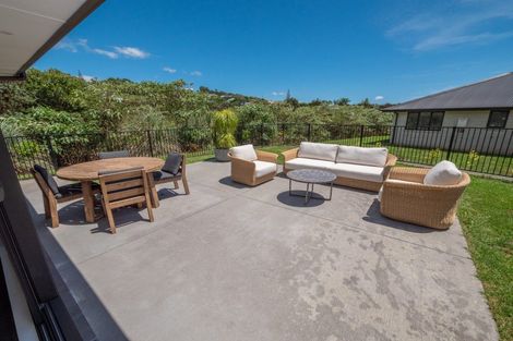 Photo of property in 9 Loke Crescent, Coopers Beach, 0420