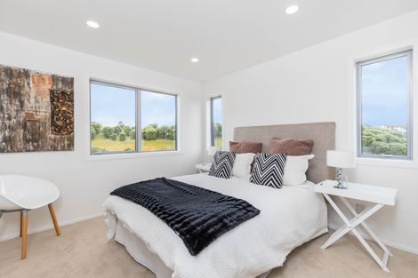 Photo of property in 136 Voyager Drive, Gulf Harbour, Whangaparaoa, 0930